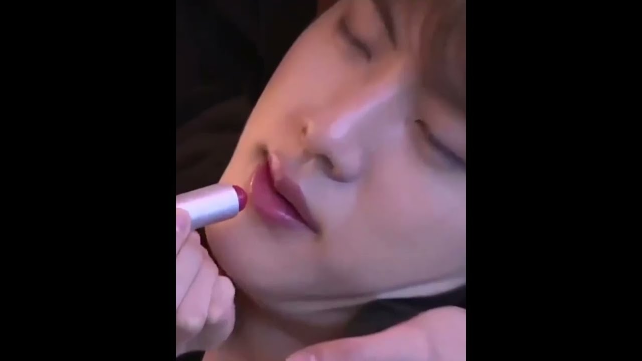 Jhope is very caring person ๐ค๐ค๐ค๐ค๐๐๐๐๐โบโบโบโบโบ #BTS new cute video ๐๐๐ # post thumbnail image