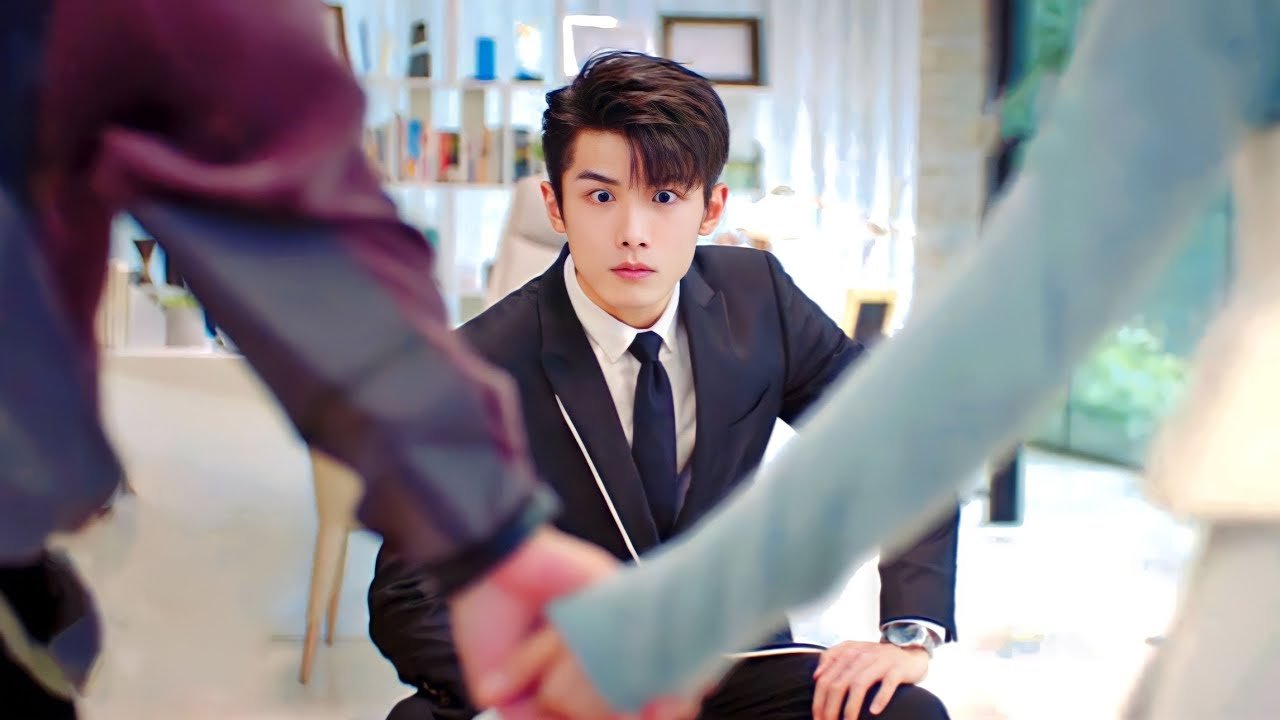 She Is My Girl 🤨 Jealous Boyfriend💗New Korean Mix Hindi Songs💗Korean Drama💗Chinese Korean Love Story post thumbnail image